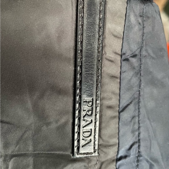 Prada Reversible Men's Gray/Navy and Black(reverse)  Windbreaker - Picture 6 of 11
